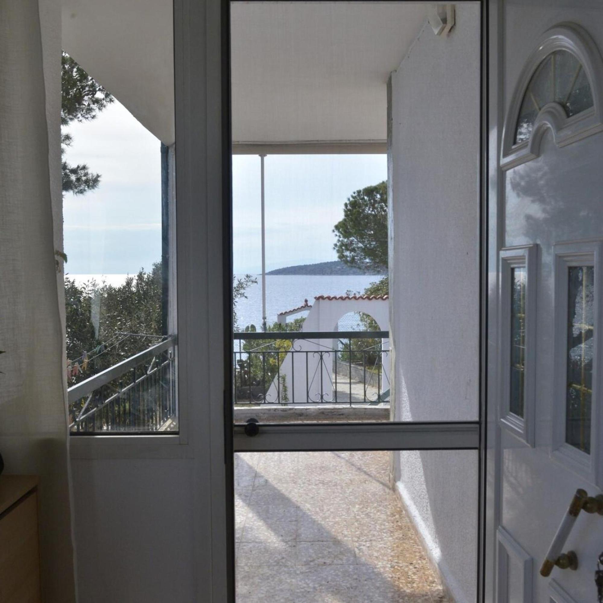 Salamis Beachfront House Экстерьер фото